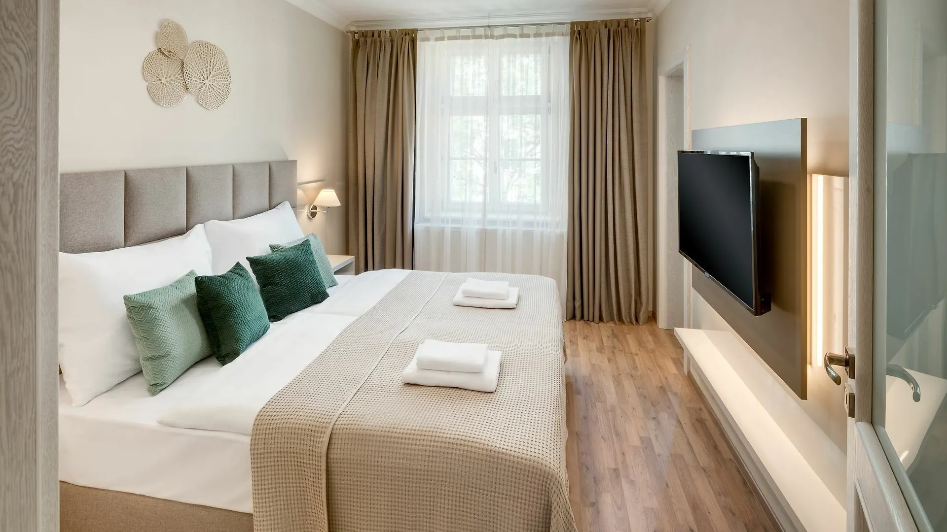 Louren Apartments Prague